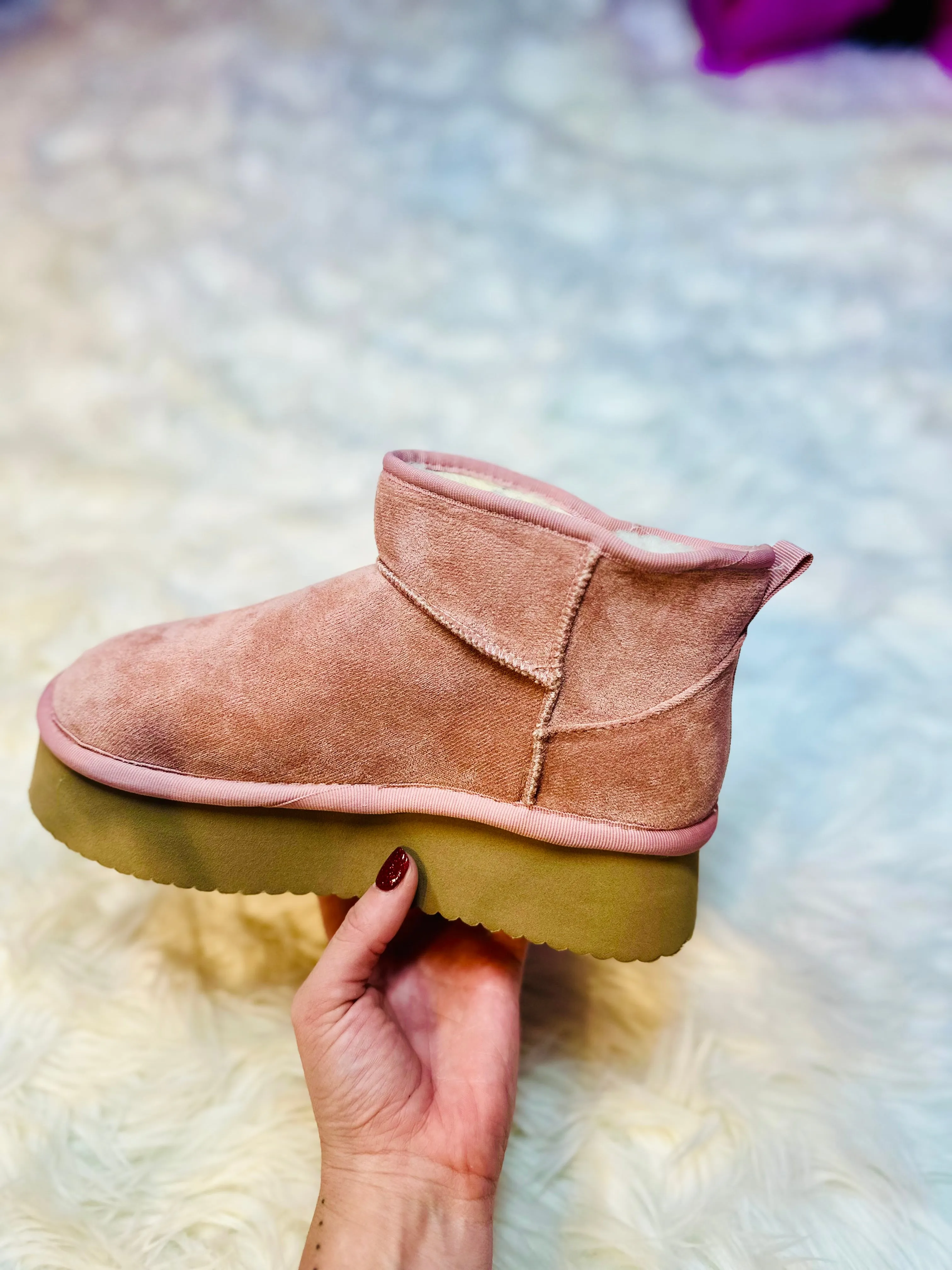 DEAL! Pick Of the Patch Slip On Booties - Pink