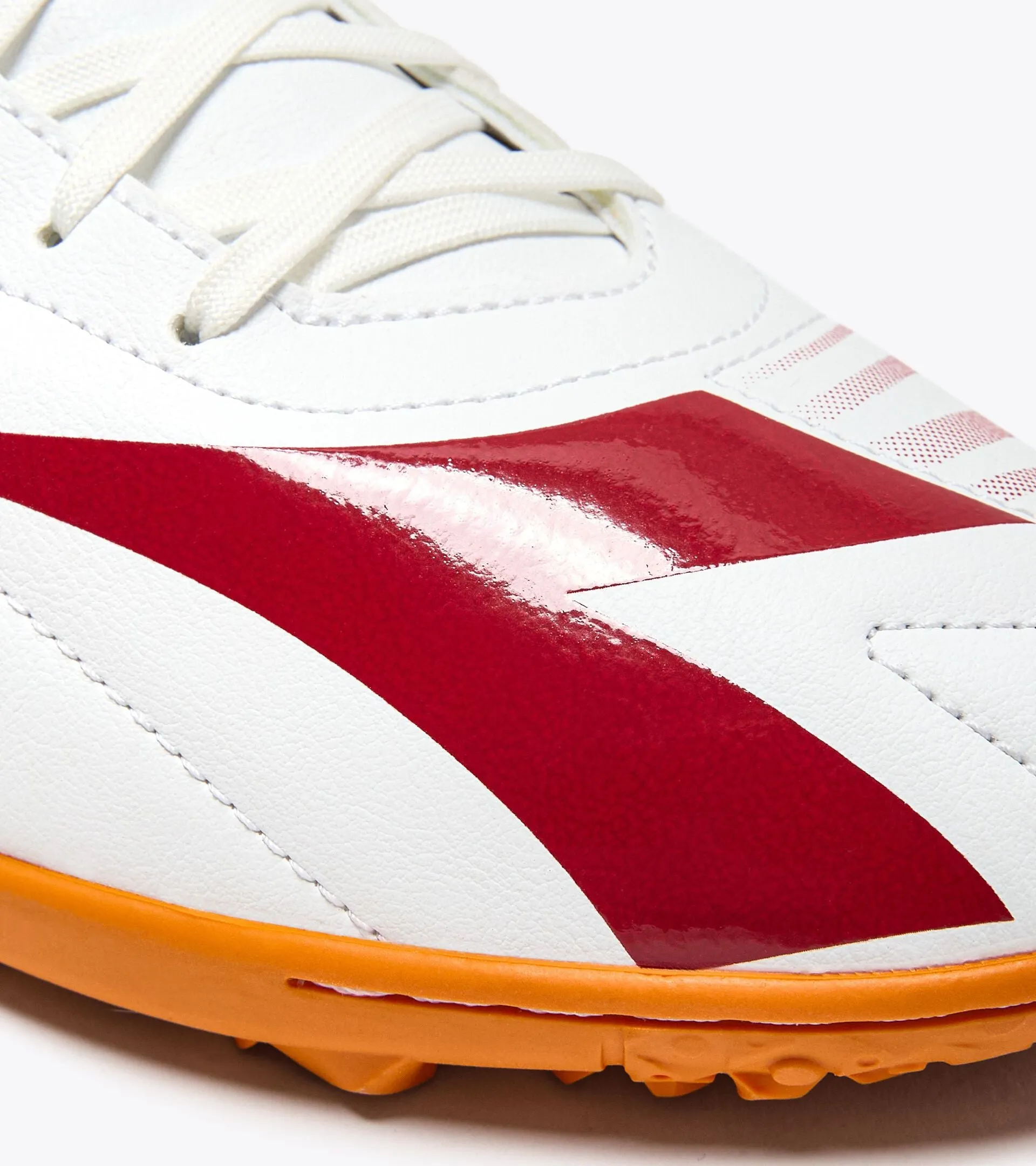 Diadora Maximus Elite R TFR Soccer Cleats (white/chili pepper/russet orange)