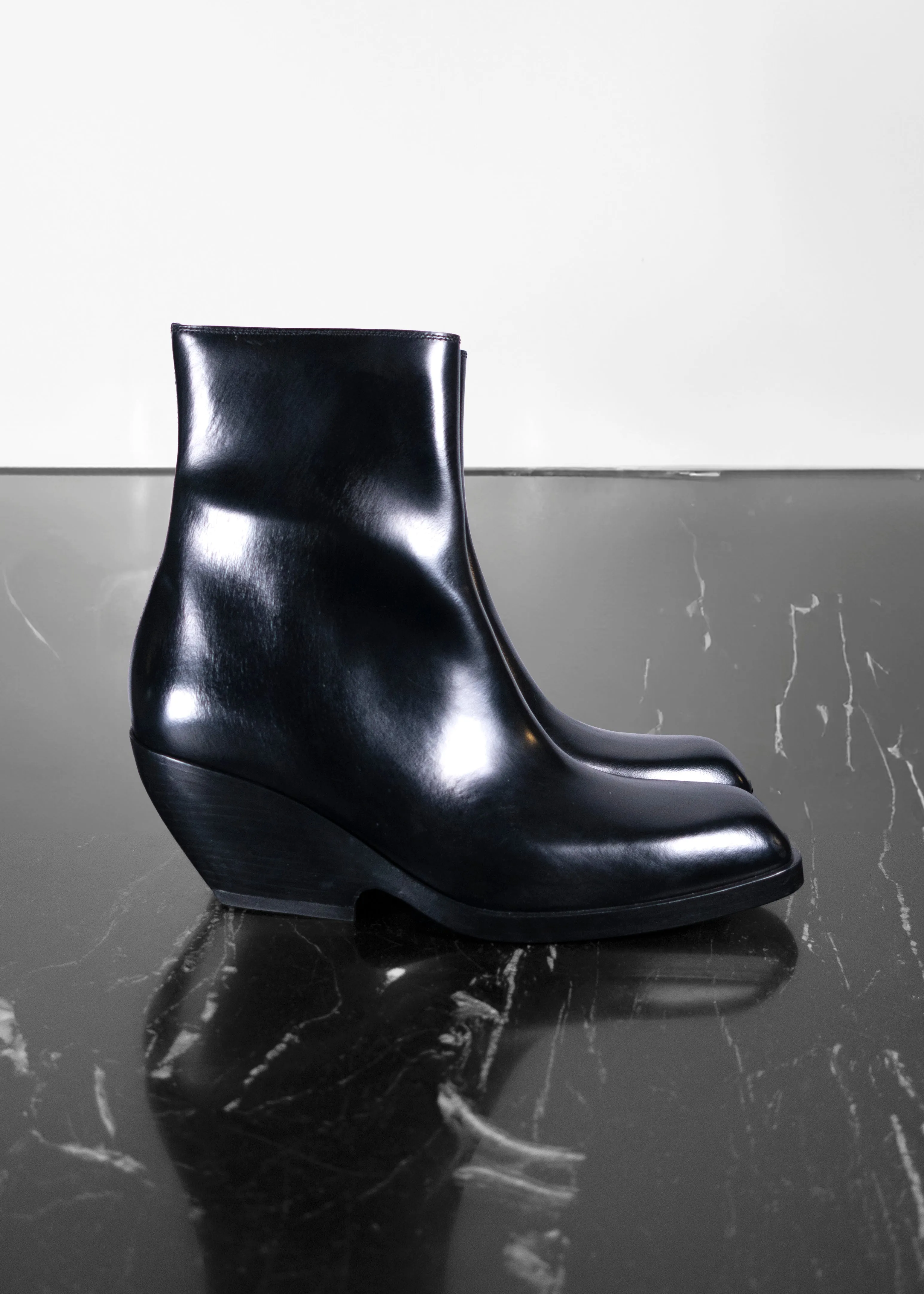 Khaite Hooper Zipped Ankle Boots