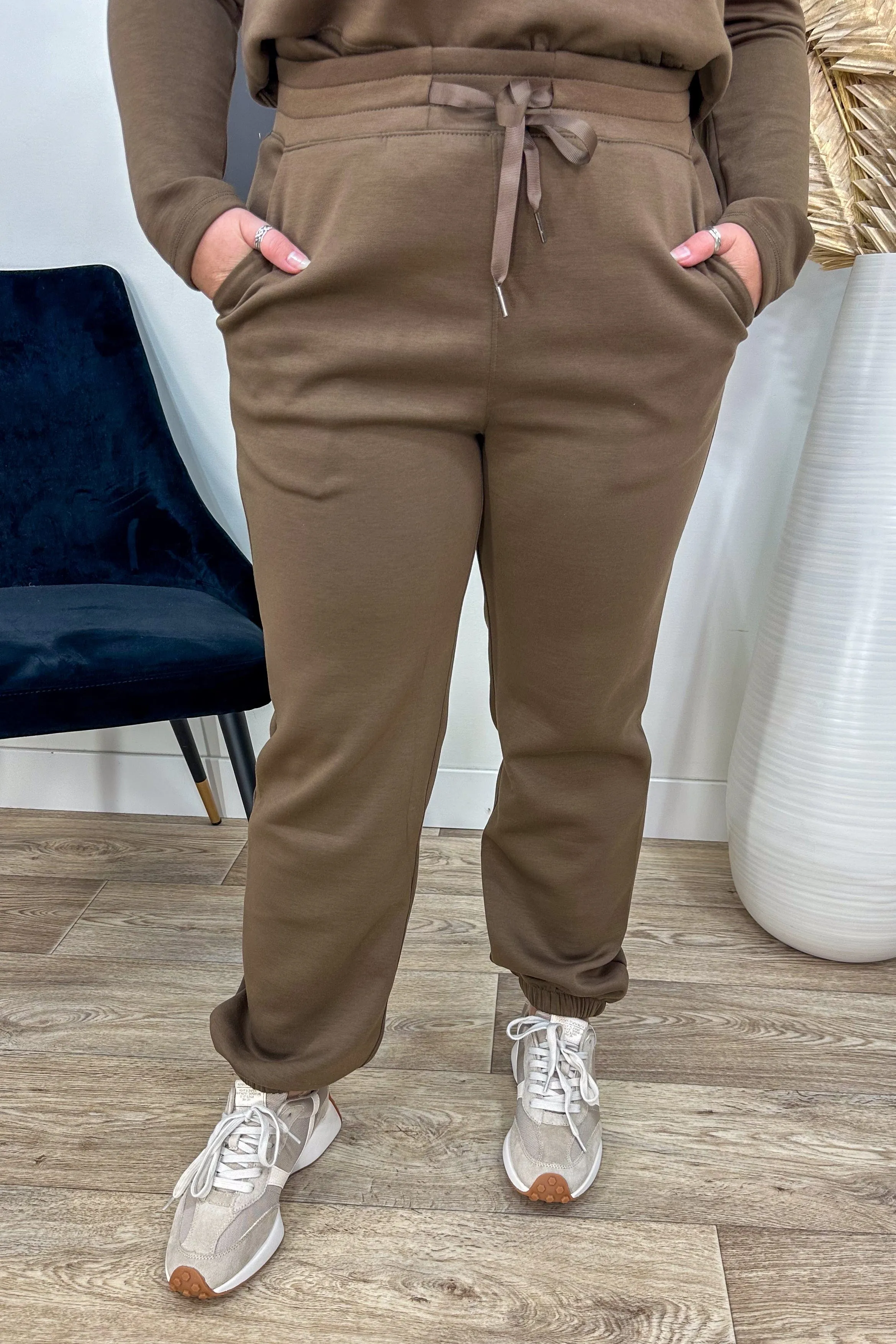 Mocha Day Trip Jogger Pant