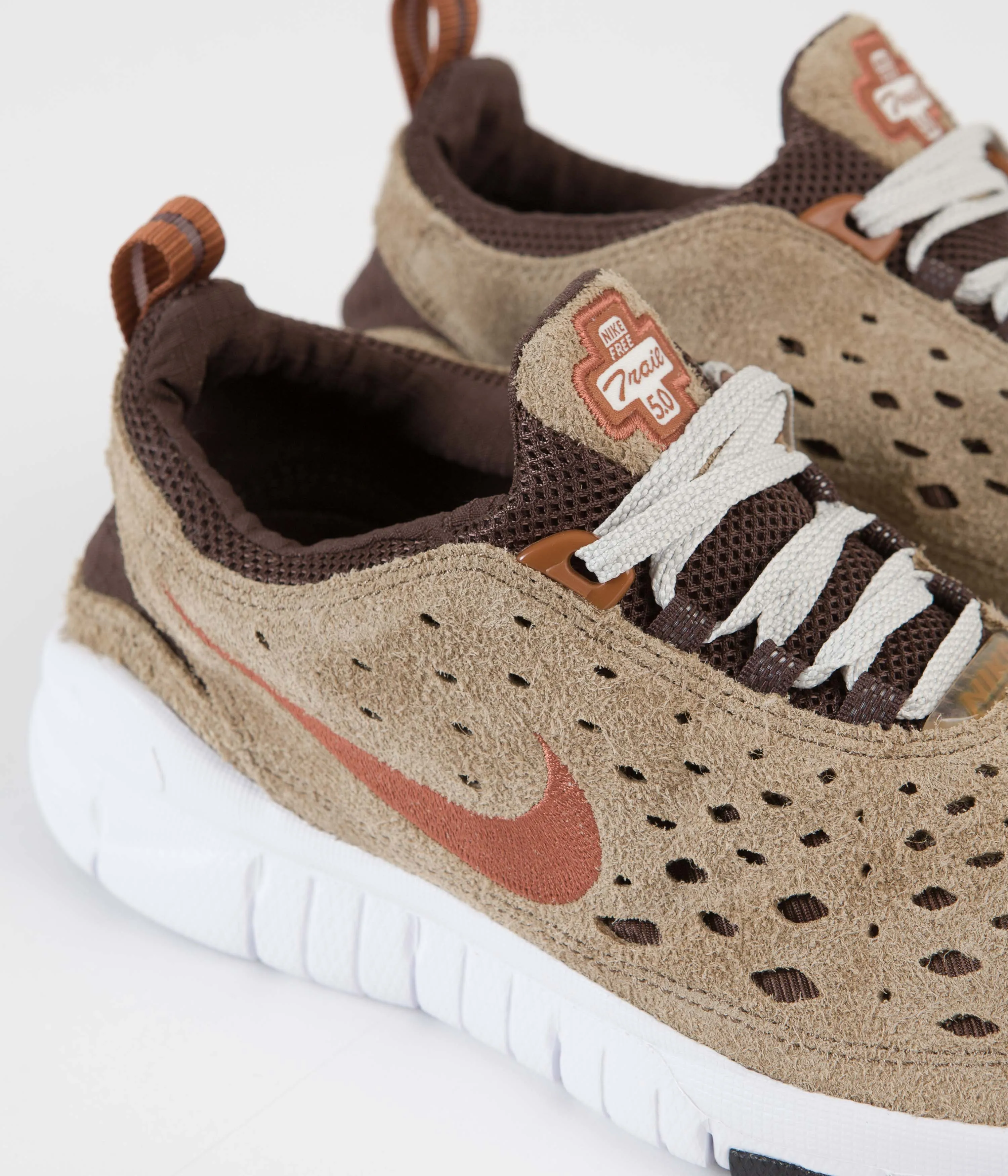 Nike Free Run Trail Shoes - Dark Driftwood / Dark Russet - Light Chocolate