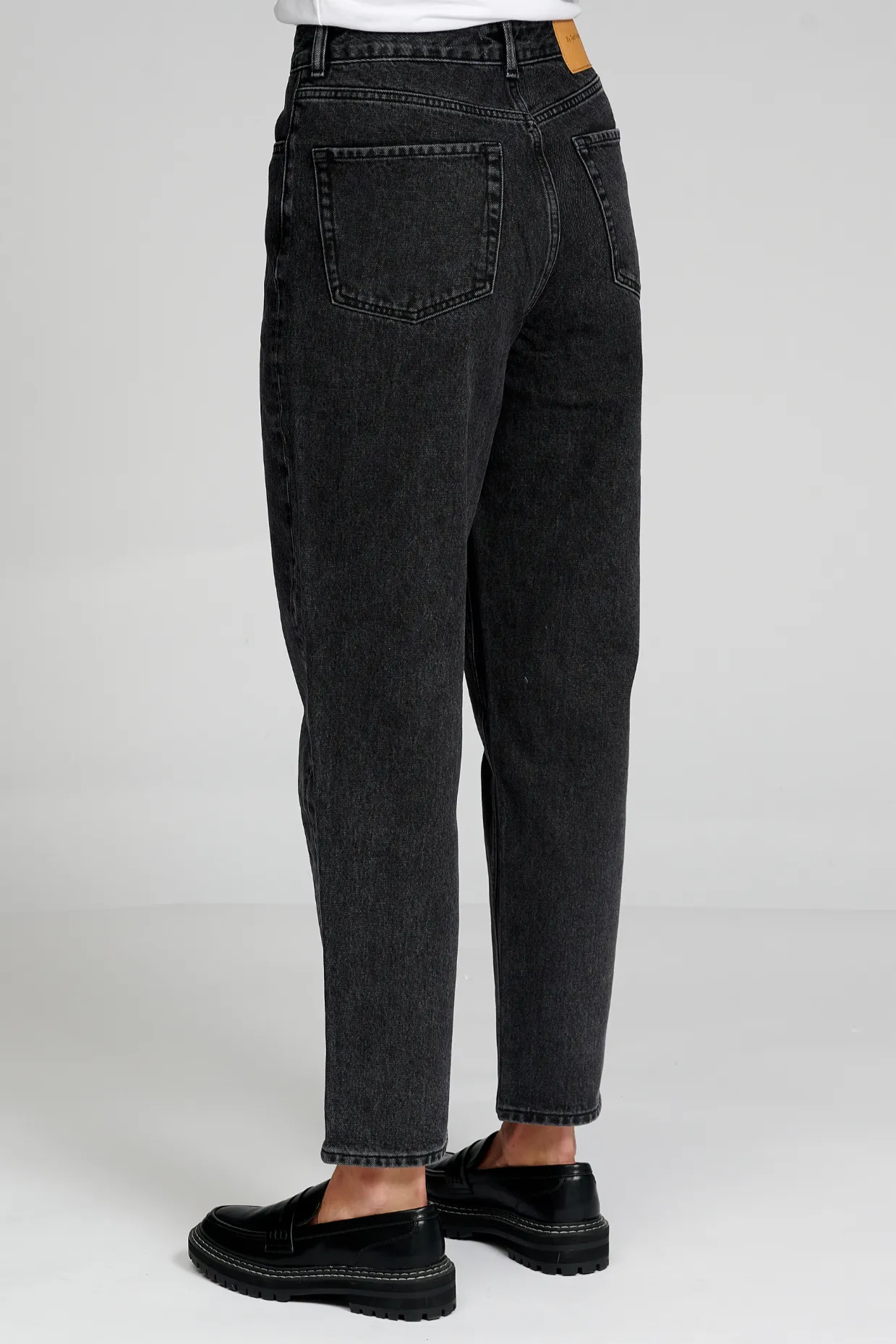 Performance Mom Jeans - Washed Black Denim