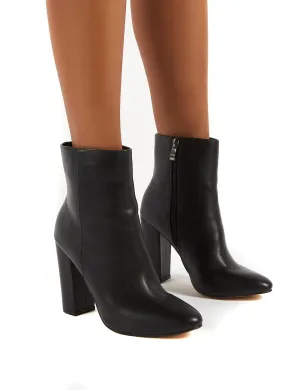 Presley Ankle Boots in Black PU