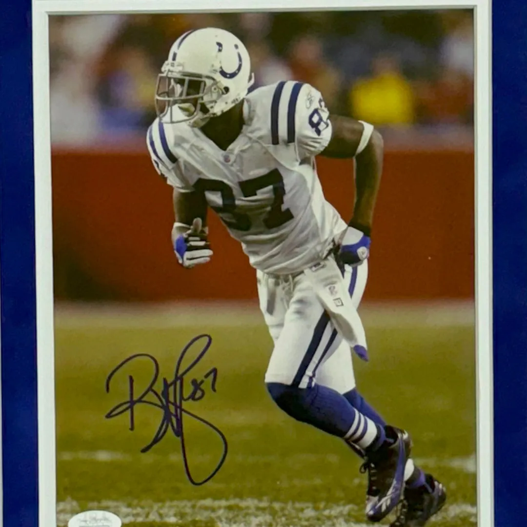 Reggie Wayne Hand Signed & Framed Indianapolis Colts 8x10 Photo (JSA)