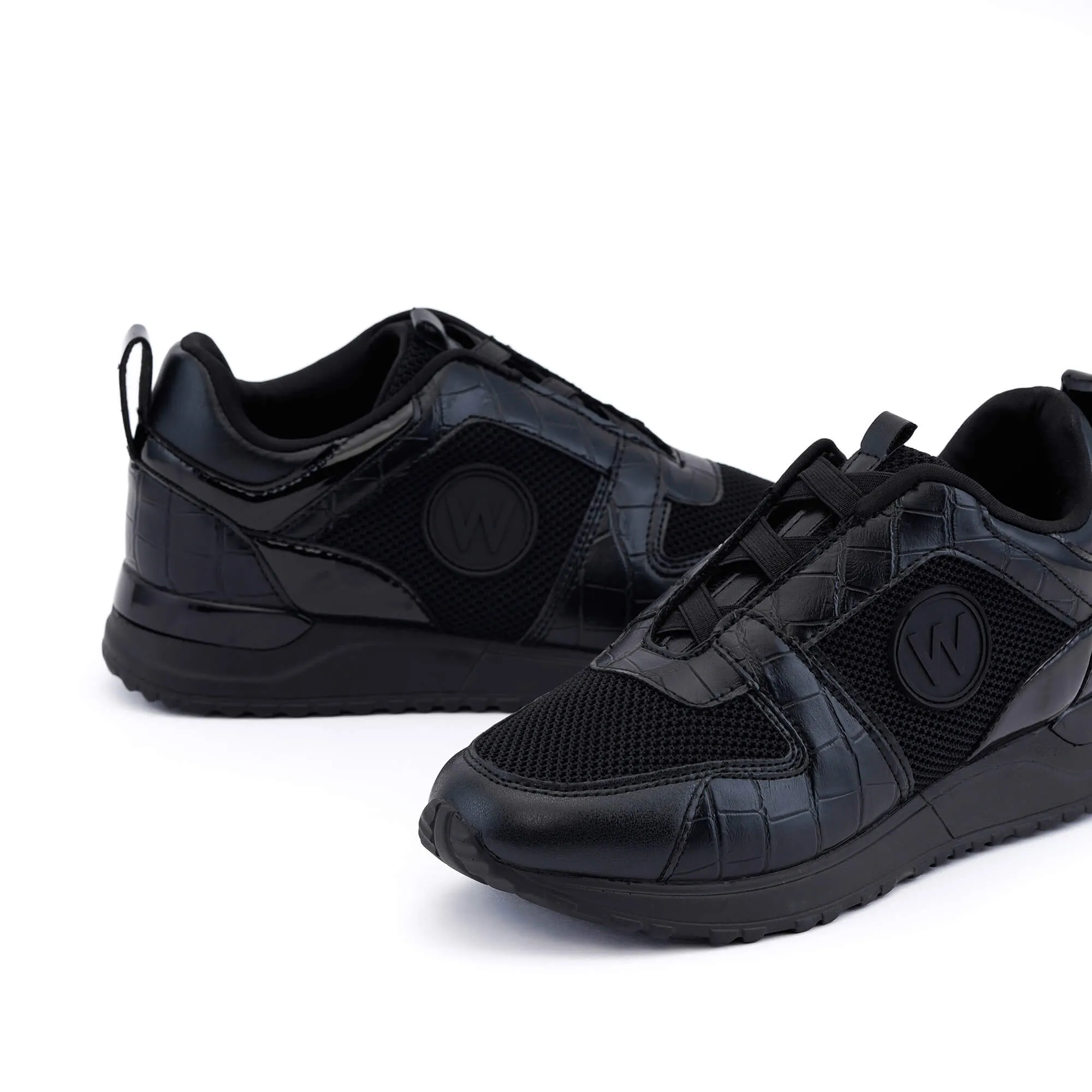 Rome Black Sneakers