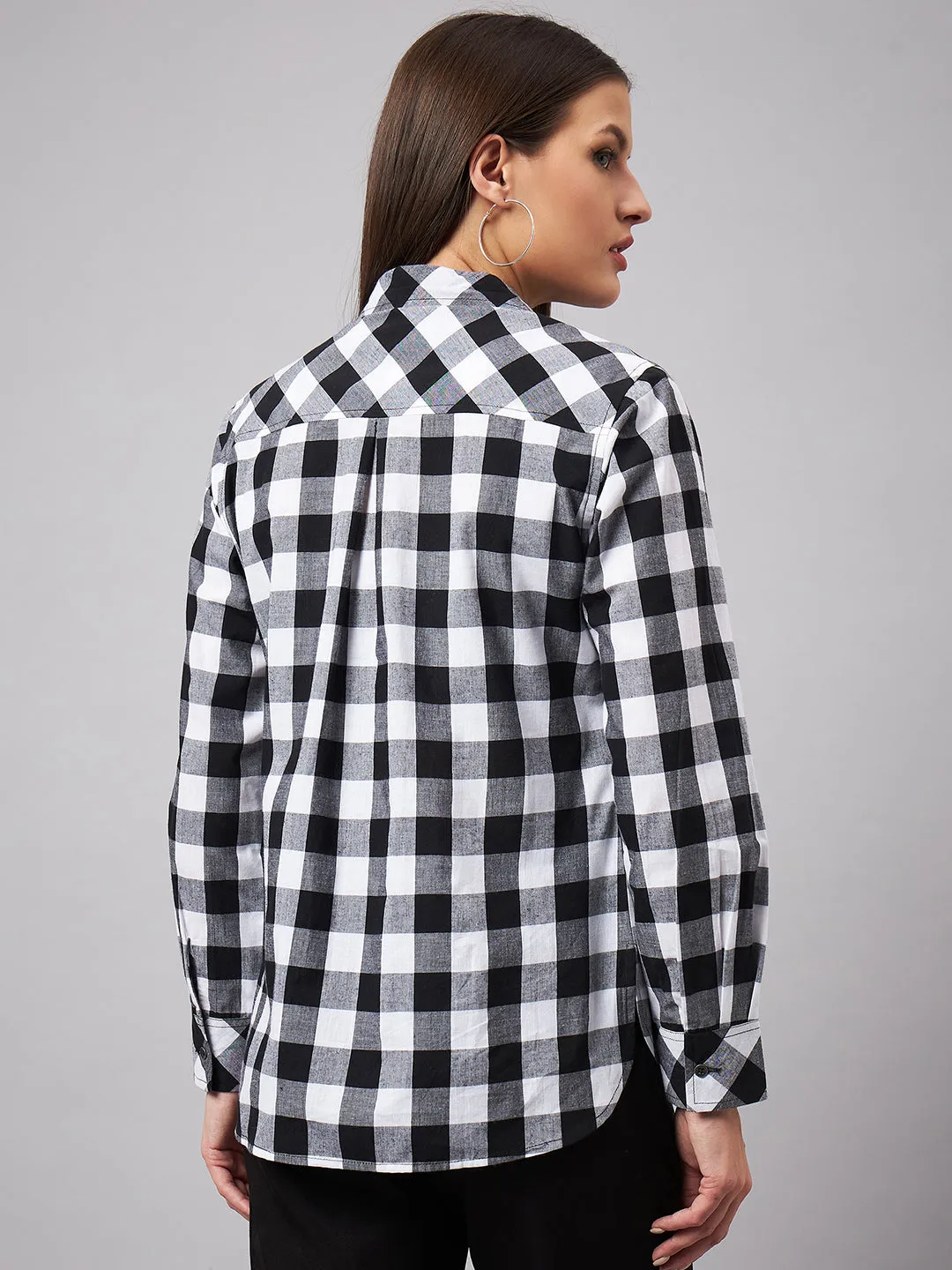 Style Quotient Women Casual Black and White Checks Spread Collar Full Sleeve Shirt