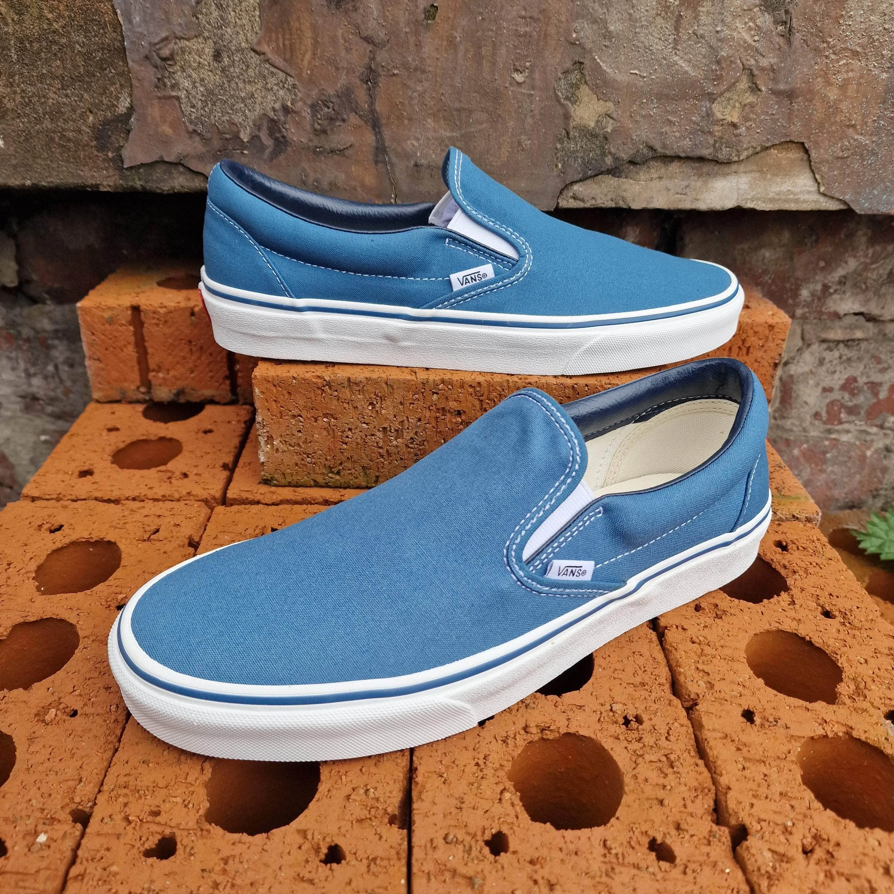 Vans Classic Slip-On Shoes Navy