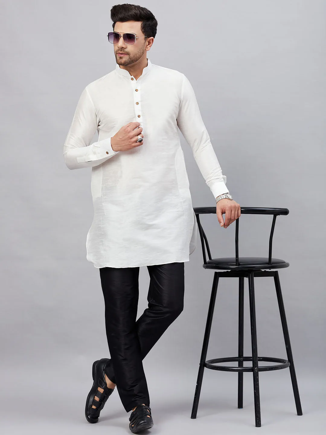 Vastramay Men's White Silk Kurta Set